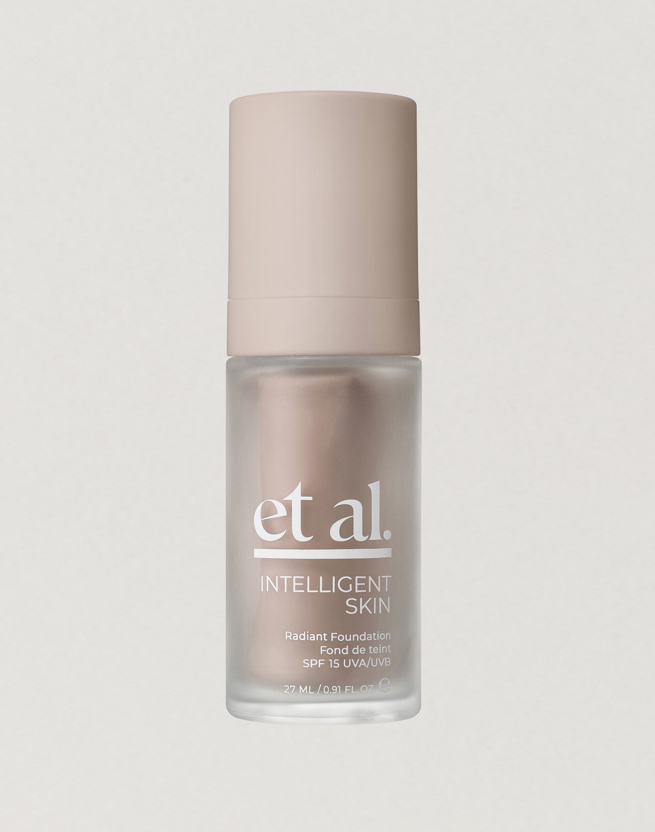 INTELLIGENT SKIN RADIANT FOUNDATION SPF 15 Shade 090C