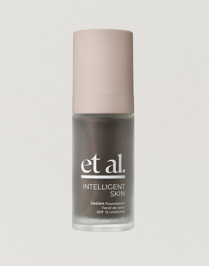 INTELLIGENT SKIN RADIANT FOUNDATION SPF 15 Shade 320N